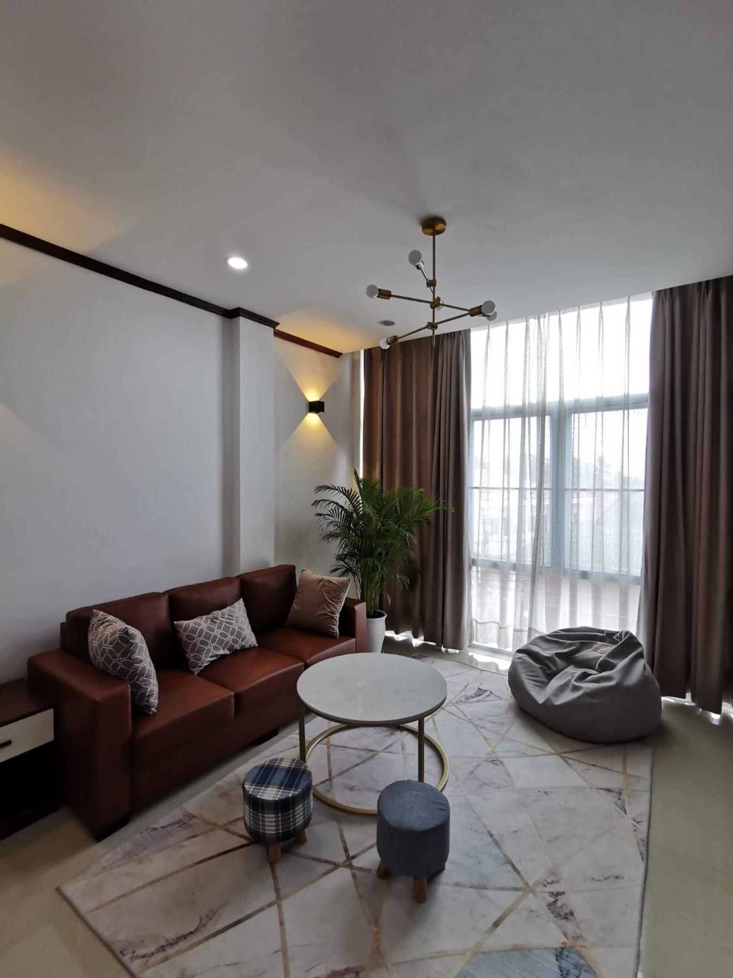 Artist Golden Loft Paris - Vientiane Homestay Duplex Triplex Εξωτερικό φωτογραφία